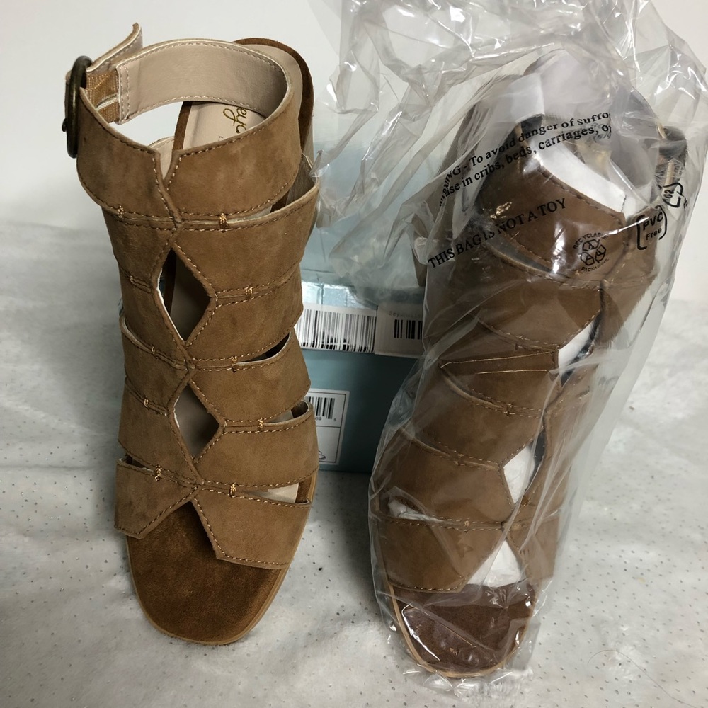 Seychelles Completely Engaged Suede Block Heel Sandal NEW 9 - Picture 8 of 9